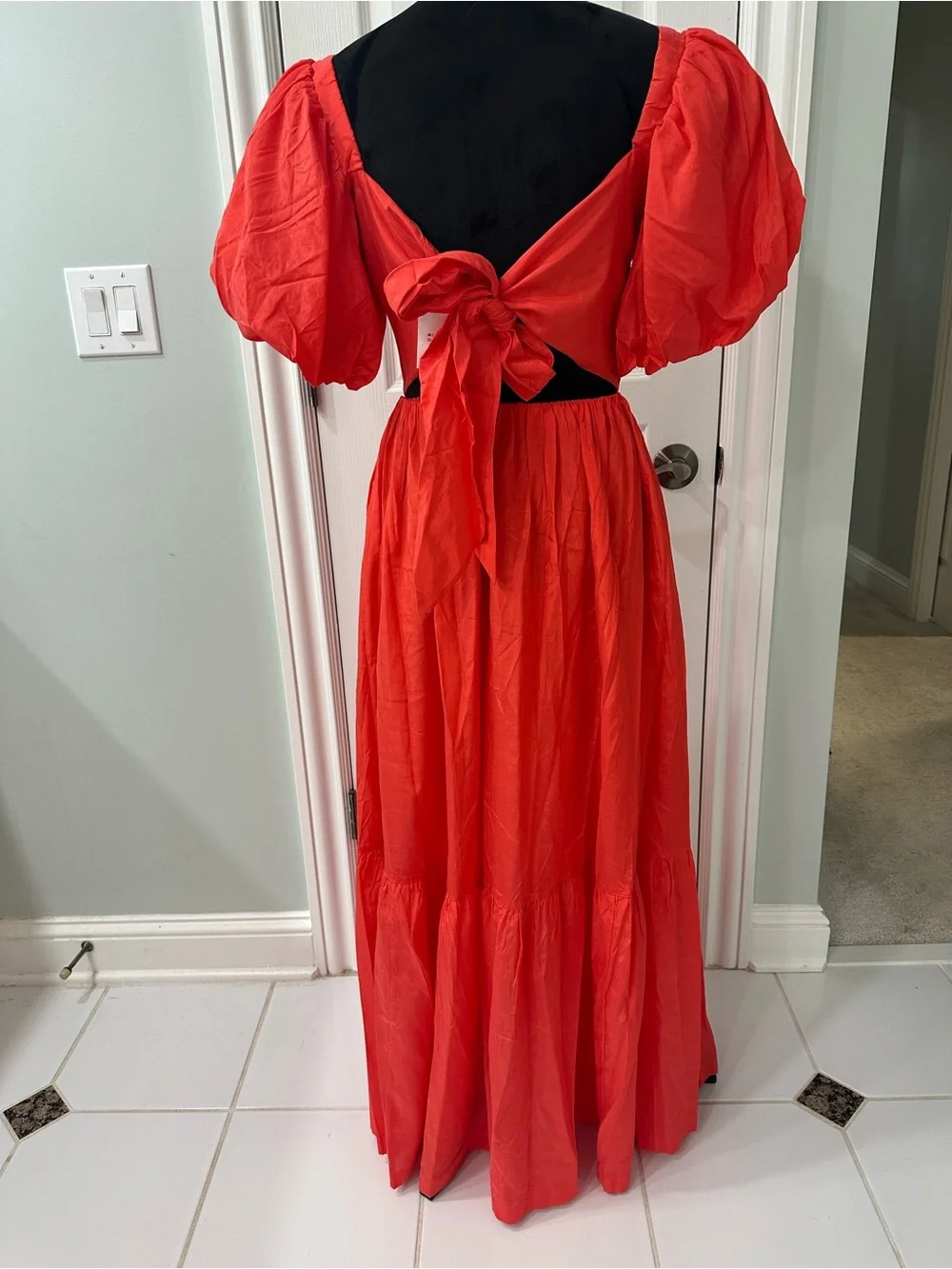 Abercrombie & Fitch Red Puff-Sleeve Maxi Dress - Elegant Square Neck